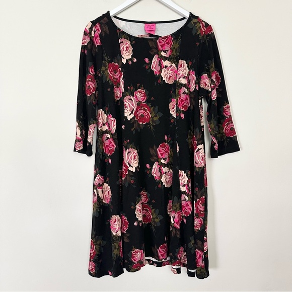 Torrid x Betsey Johnson Floral Ponte Skater Dress With Back Cutout - Picture 1 of 12